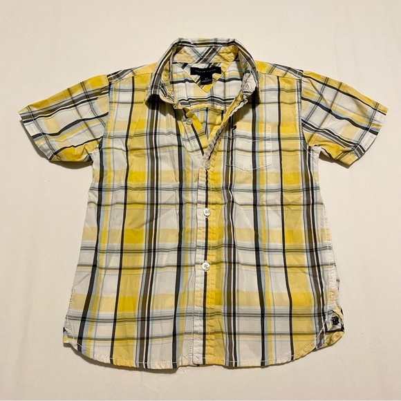 Tommy Hilfiger Button Up Tshirt Kids 4T Shirt - Picture 1 of 16